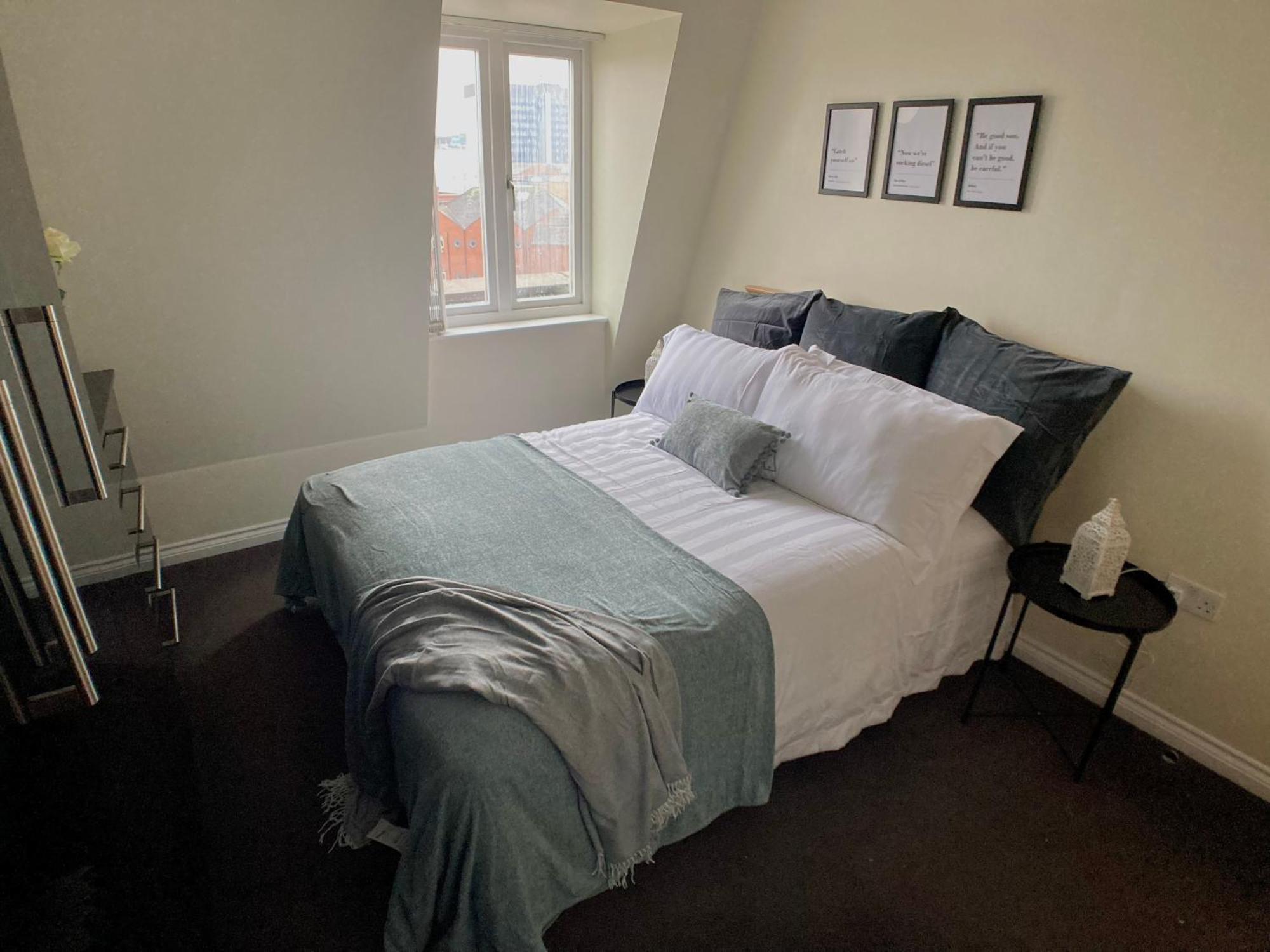 Cathedral Quarter Apartments ベルファスト エクステリア 写真